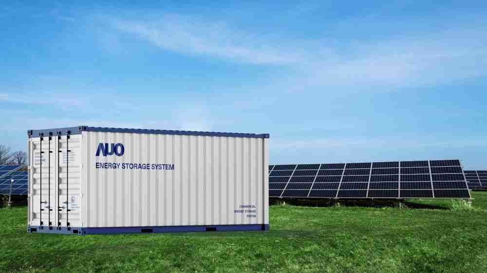 至成国际透过AI数据管理，，提供不同类型用户进行储能与能源管理，，，达到再生能源管控调度成效