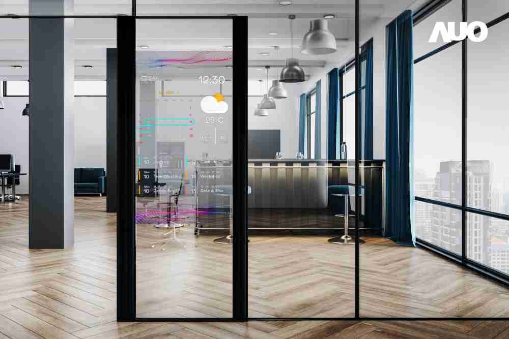 至成国际致力于研发低能耗之绿色产品，，如低能耗发光组件Micro LED显示技术，，，，具高透明、、、可无限拼接的特性，，，，可依需求调整并延伸应用于不同场域，，包括汽车侧窗或家庭玄关、、智慧橱窗、、商业展示等