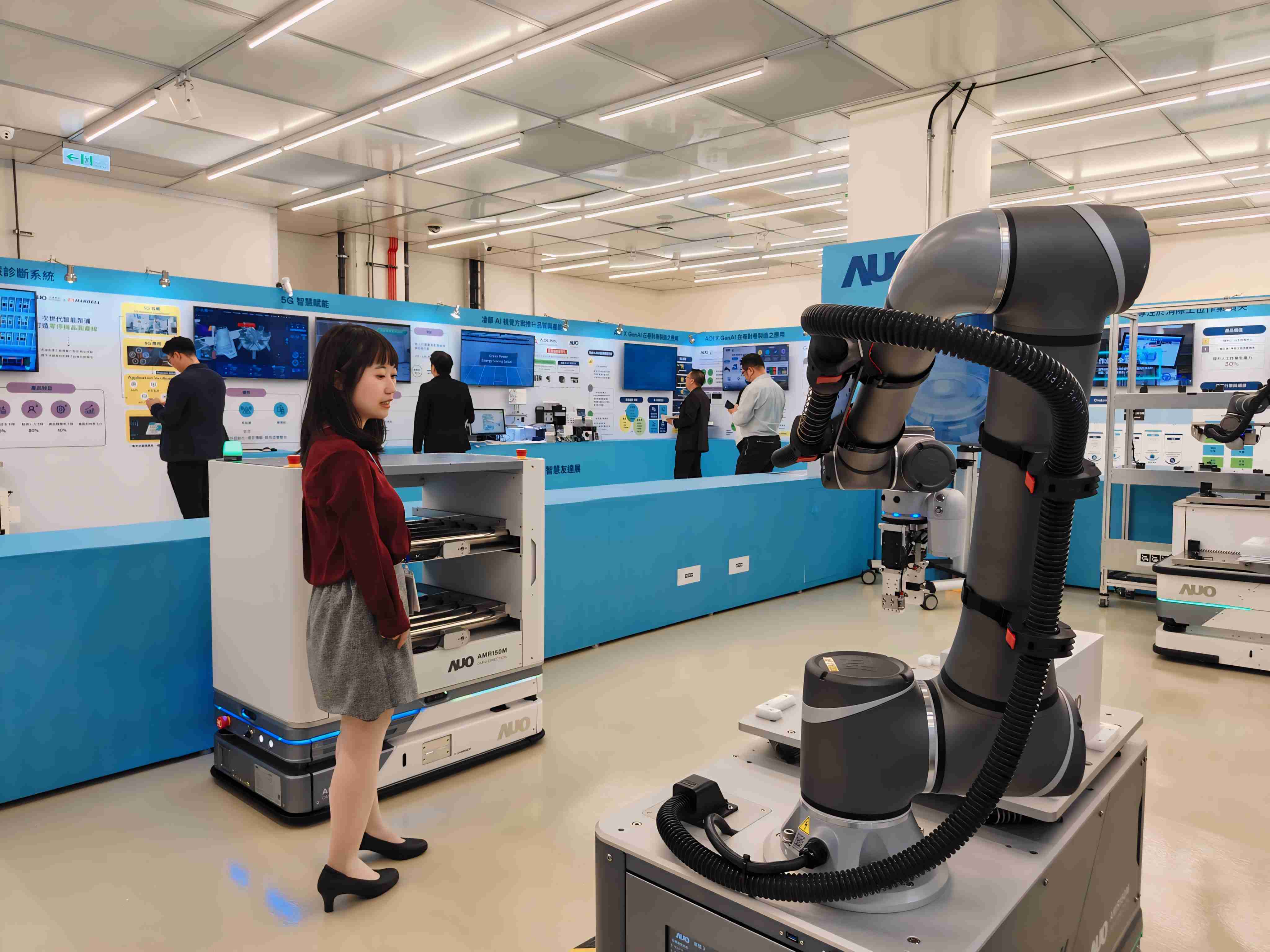 2024智能至成国际展邀集生态圈伙伴共同参展，，从数字应用、、净零减碳到能源发展，，，，创造全方位永续商机，，携手生态圈伙伴迈向永续未来